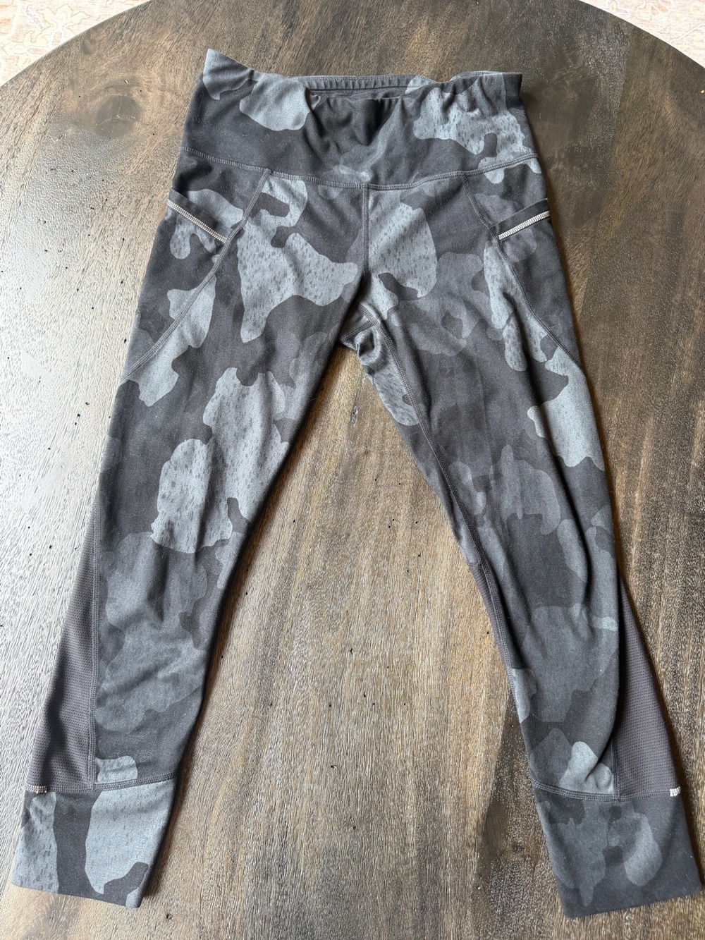 Athleta Black & Gray Camo Performance Leggings